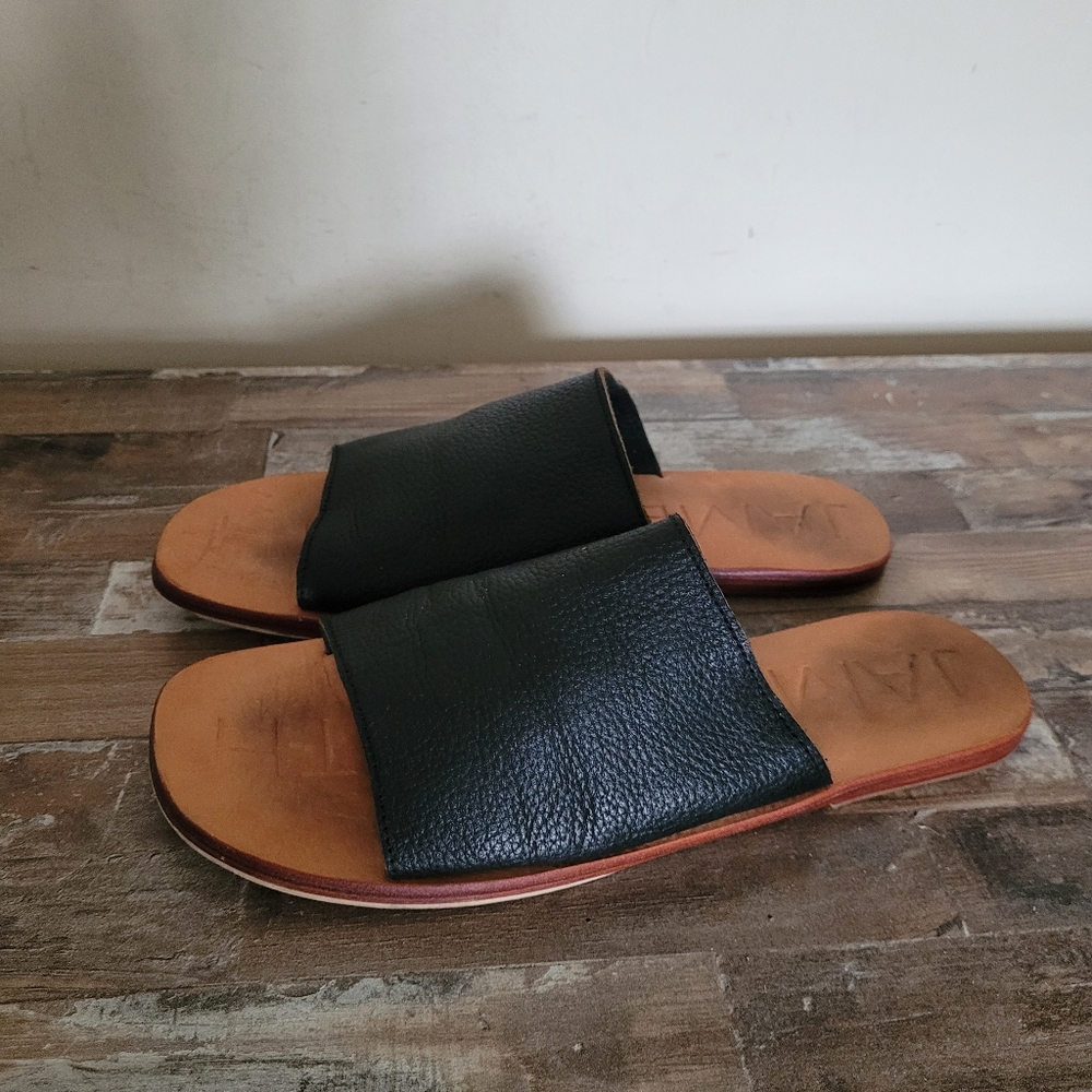 James/Smith Slide Sandals